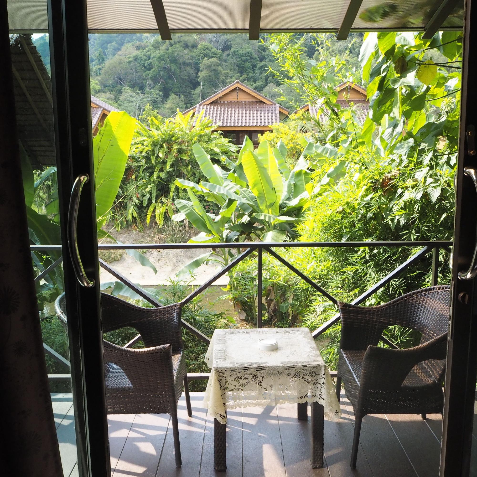 Khao Sok Green Valley Resort - Sha Certified Khao Sok National Park Екстер'єр фото